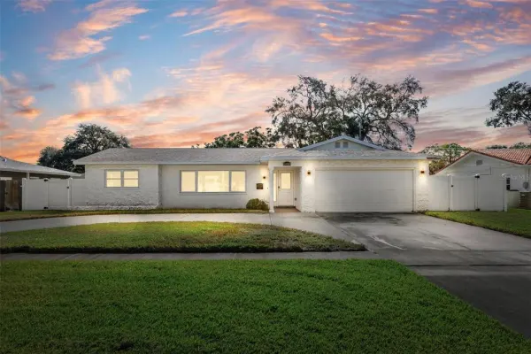 6488 30th Avenue N, St Petersburg, FL, 33710