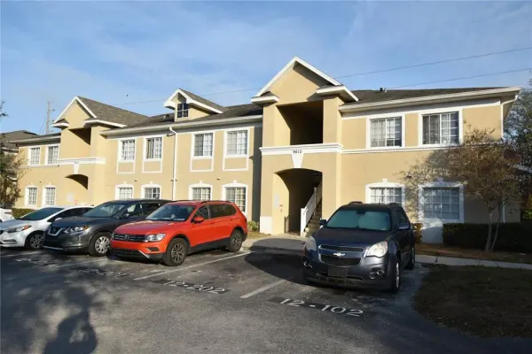 9612 Seadale Court, Unit 201, Riverview, FL, 33578