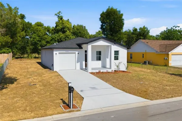 15304 16th Street, Dade City, FL, 33523