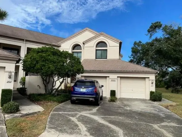 3000 Red Oak Court, Unit 204, Palm Harbor, FL, 34684