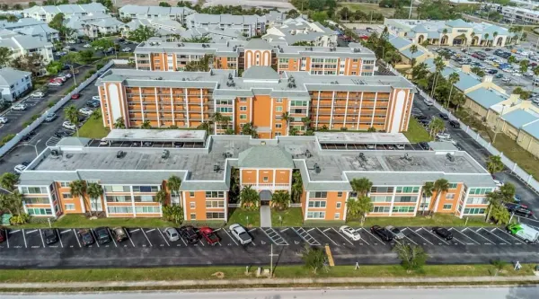 1900 68th Street N, Unit 110, St Petersburg, FL, 33710
