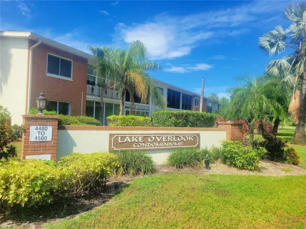 4580 Overlook Drive NE, Unit 297, St Petersburg, FL, 33703