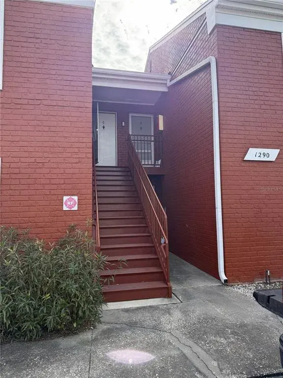 1290 83rd Avenue N, Unit D, St Petersburg, FL, 33702