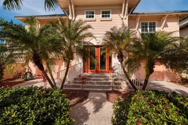 102 Wimbledon Court, Redington Shores, FL, 33708