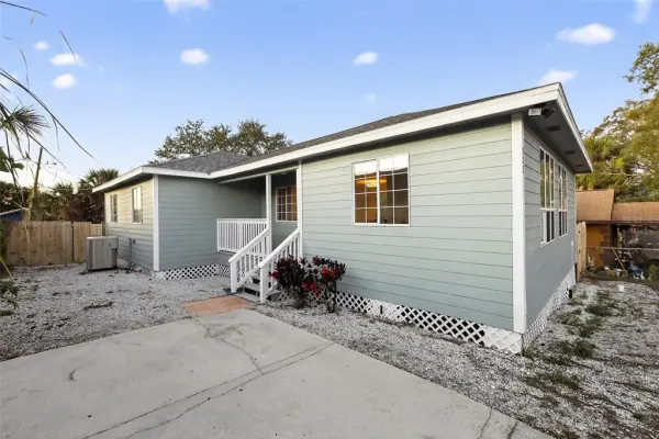 522 E Morgan Street, Tarpon Springs, FL, 34689