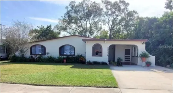 7714 W Powhatan, Tampa, FL, 33615