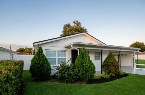 3321 W Palmetto Street, Tampa, FL, 33607