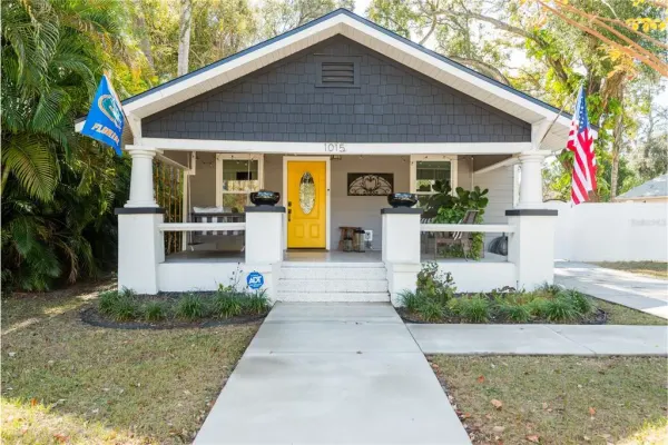 1015 E Crawford Street, Tampa, FL, 33604