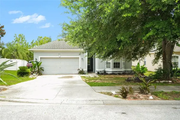 37110 Highland Bluff Circle, Dade City, FL, 33523