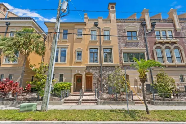 2226 Soho Bay Court, Tampa, FL, 33606