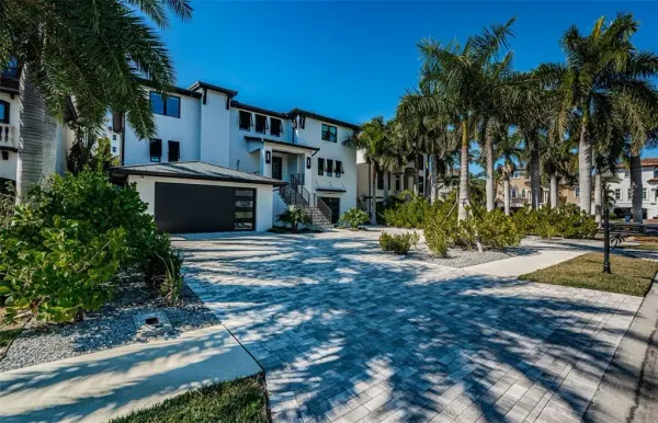 218 Sydney Lane, Redington Shores, FL, 33708