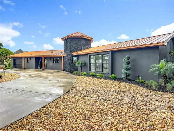 823 SW Kings Bay Drive, Crystal River, FL, 34429