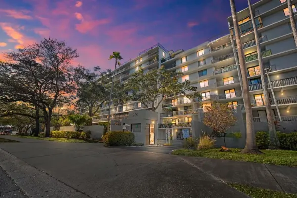 201 W Laurel Street, Unit 310, Tampa, FL, 33602