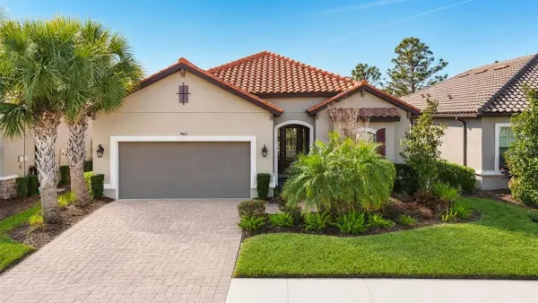8613 Grand Alberato Road, Tampa, FL, 33647