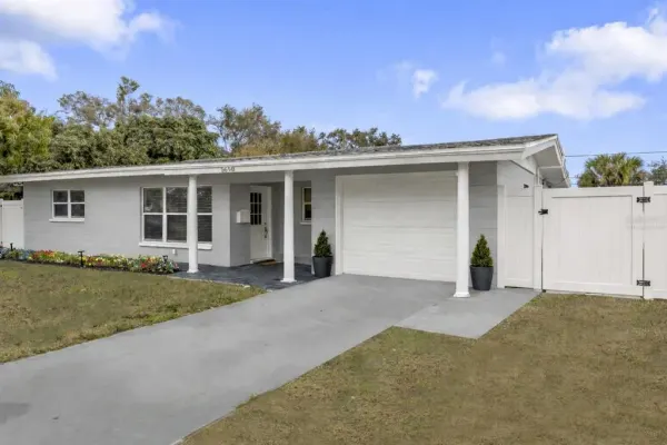 5698 38th Avenue N, St Petersburg, FL, 33710
