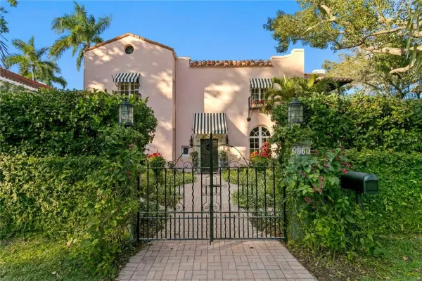 7211 3rd Avenue S, St Petersburg, FL, 33707