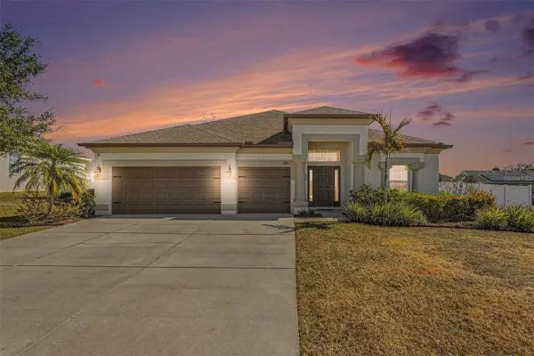 12324 Loopback Drive, San Antonio, FL, 33576
