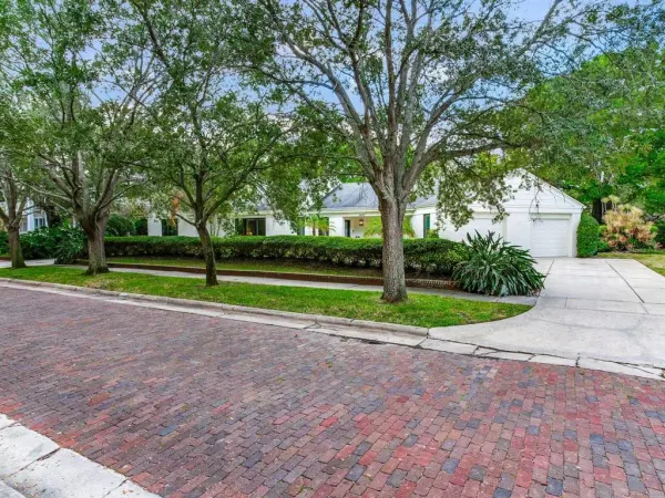 3401 S Almeria Avenue, Tampa, FL, 33629