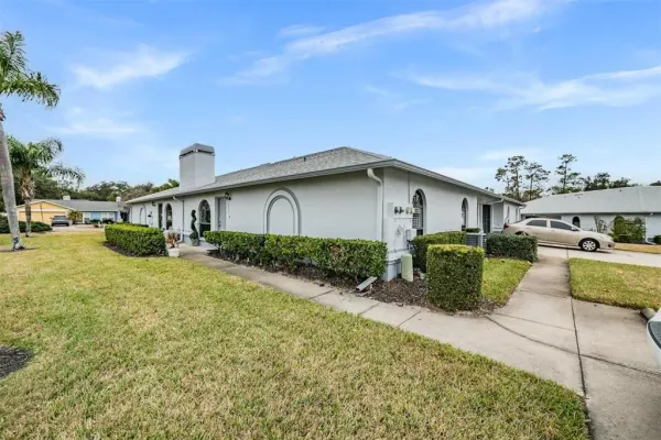 23205 Club Villas Drive, Unit 30, Land O Lakes, FL, 34639