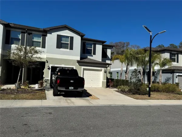 5131 Forum Boulevard, Holiday, FL, 34690