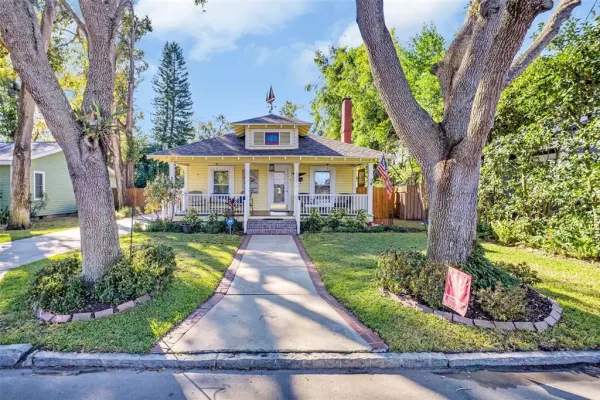 903 E Mcberry Street, Tampa, FL, 33603