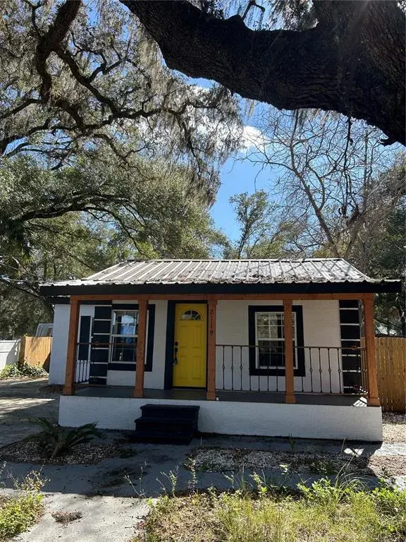 2119 E Ellicott, Tampa, FL, 33610