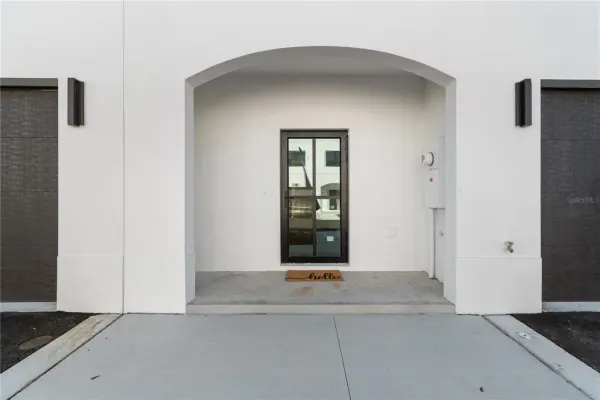 4350 Cambio Gardens Court, Tampa, FL, 33610