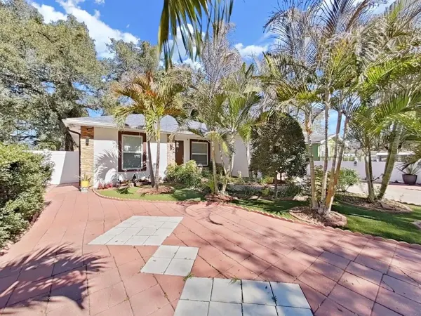 3306 E Chelsea Street, Tampa, FL, 33610