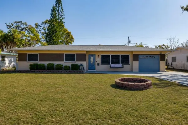 1901 Winchester Road N, St Petersburg, FL, 33710