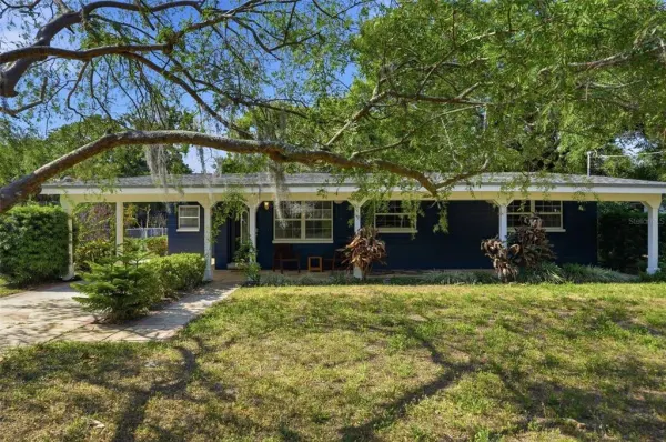1708 Pond Lake Drive, Tampa, FL, 33612