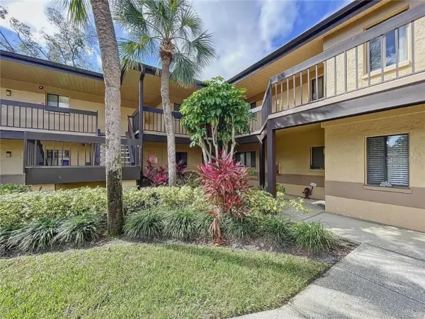 2679 Sabal Springs Circle, Unit 102, Clearwater, FL, 33761