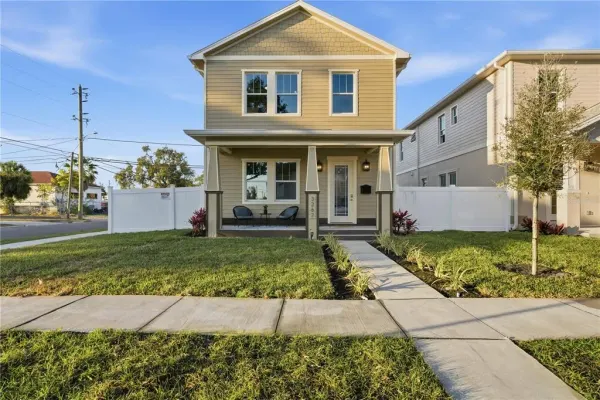3267 Emerson Avenue S, St Petersburg, FL, 33712