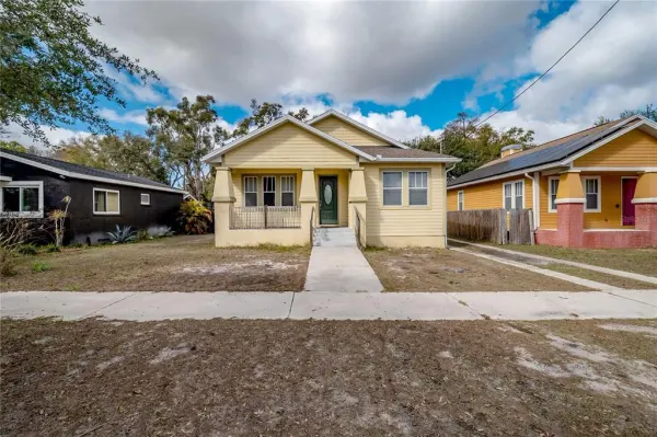 7402 N Central Avenue, Tampa, FL, 33604