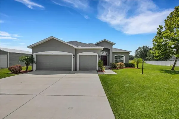 1918 Berry Road, Plant City, FL, 33567