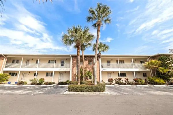 4480 OVERLOOK DRIVE NE UNIT 10, ST PETERSBURG, FL, 33703