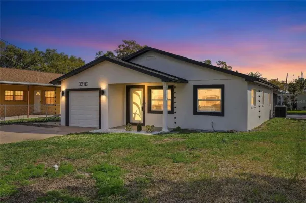 3216 W Beach Street, Tampa, FL, 33607