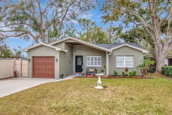 10212 Newport Circle, Tampa, FL, 33612