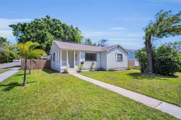 4000 Grove Street S, St Petersburg, FL, 33705