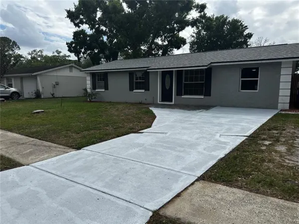 3704 Meadowbreeze Drive, Tampa, FL, 33619