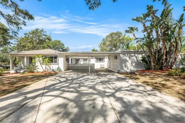 4925 Alcazar Way S, St Petersburg, FL, 33712