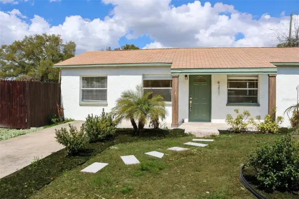 4211 W Bay View Avenue, Tampa, FL, 33611