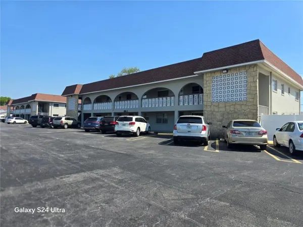 6044 22nd Avenue N, Unit 2, St Petersburg, FL, 33710