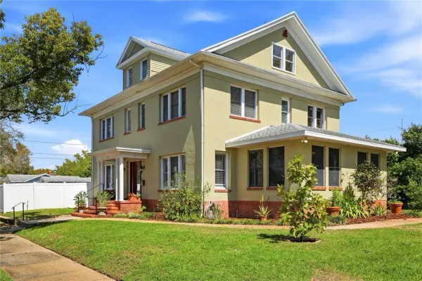 241 72nd Street N, St Petersburg, FL, 33710