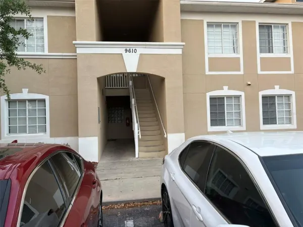 9610 Seadale Court, Unit 102, Riverview, FL, 33578