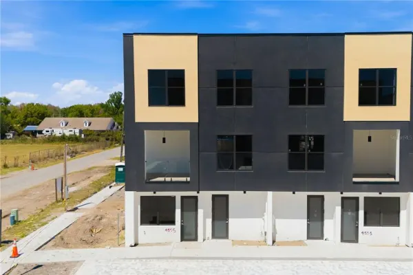 4355 FONTANAROSA VILLAGE COURT, TAMPA, FL, 33614