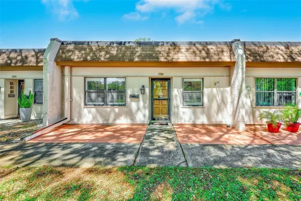 2996 Mission Drive E, Unit 60e, Clearwater, FL, 33759