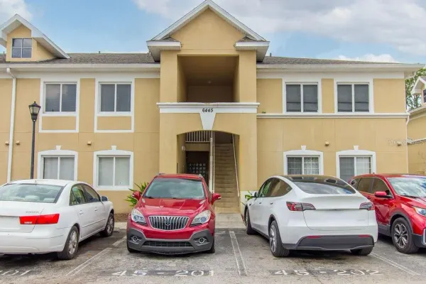 6445 Cypressdale Drive, Unit 102, Riverview, FL, 33578