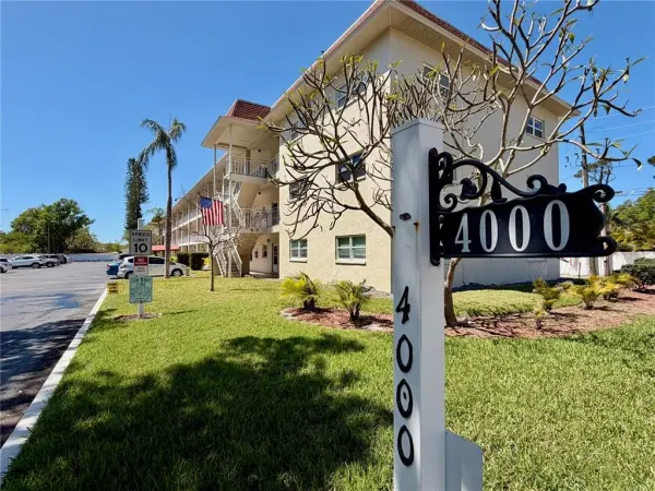4000 3rd Street N, Unit 302, St Petersburg, FL, 33703