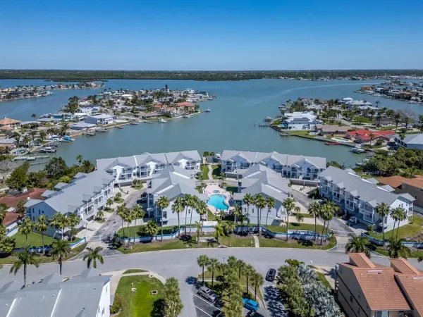 139 Yacht Club Circle, North Redington Beach, FL, 33708