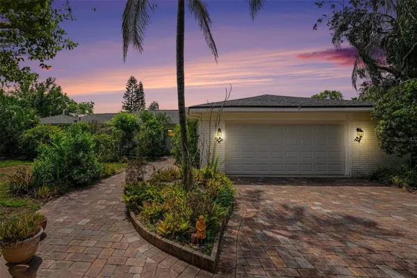 1350 Eckles Drive, Tampa, FL, 33612